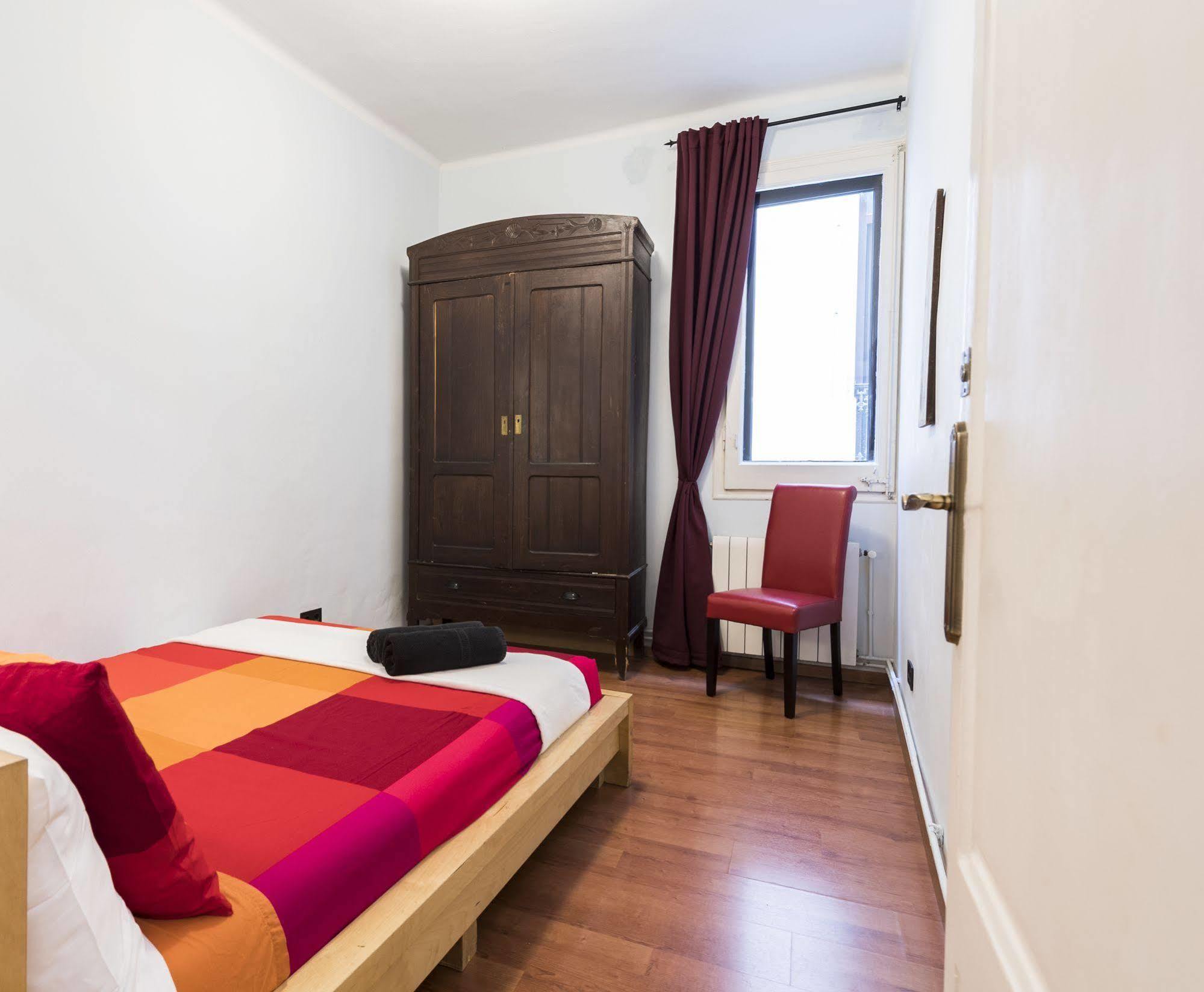 Vidre Home - Plaza Real Barcellona Esterno foto